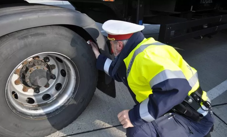 Austria: Controale privind echiparea de iarnă a camioanelor 1 Austria: Controale privind echiparea de iarnă a camioanelor