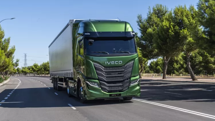 IVECO a prezentat o nouă generație de camioane 1 Iveco a prezentat o nouă generație de camioane
