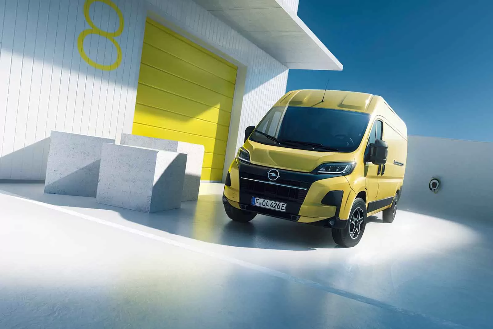 Noul Opel Movano: Volum de până la 17 mc și sarcină utilă de 2 tone