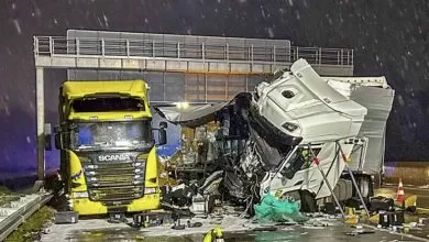 Germania: Doi polițiști răniți într-un carambol de camioane pe A5 2 IMG 4719