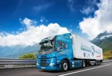 Manfreight a recepționat prima semiremorcă electrică Schmitz Cargobull S.KOe COOL din Marea Britanie