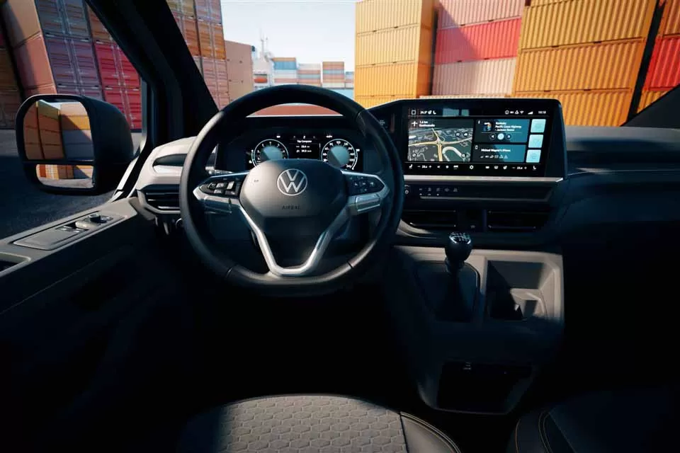 Noul Volkswagen Transporter T7 va fi diesel și electric