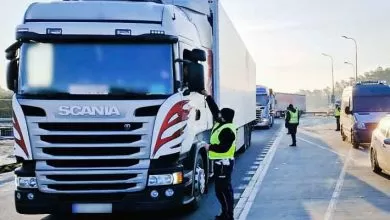 Polonia: Sute de șoferi de autovehicule comerciale testați pentru alcool