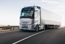 Alte noutăți Volvo: I-See adaptează viteza în curbe și I-Save de 480 CP 7 Alte noutăți Volvo: I-See adaptează viteza în curbe și I-Save de 480 CP