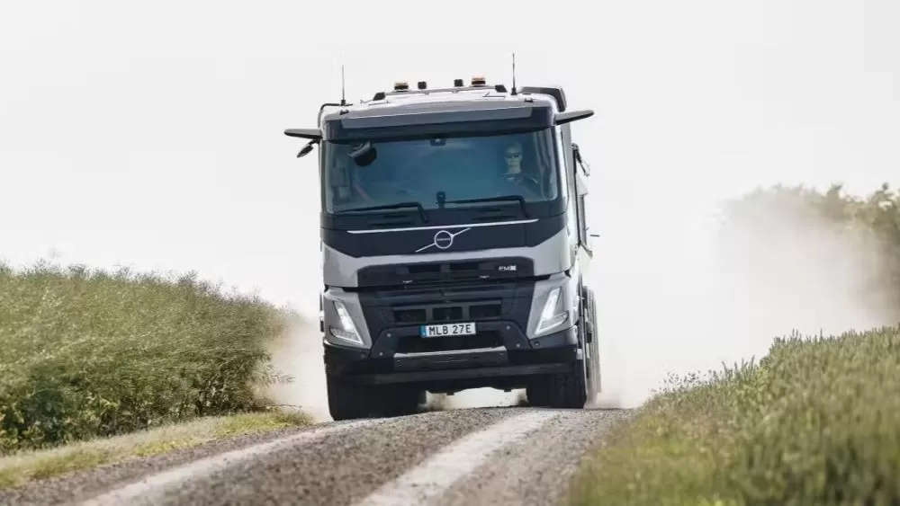 Volvo FM și FMX primesc camere video și noi îmbunătățiri