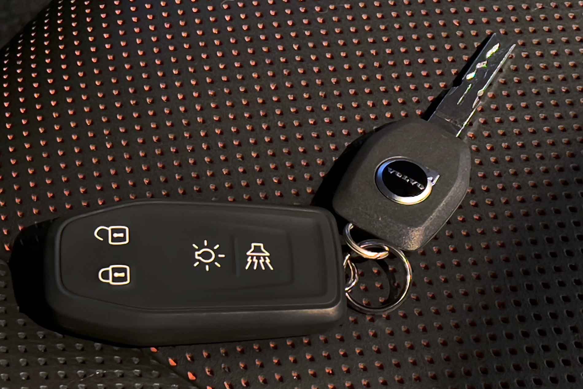 Cele mai importante inovații aduse camioanelor Volvo Trucks