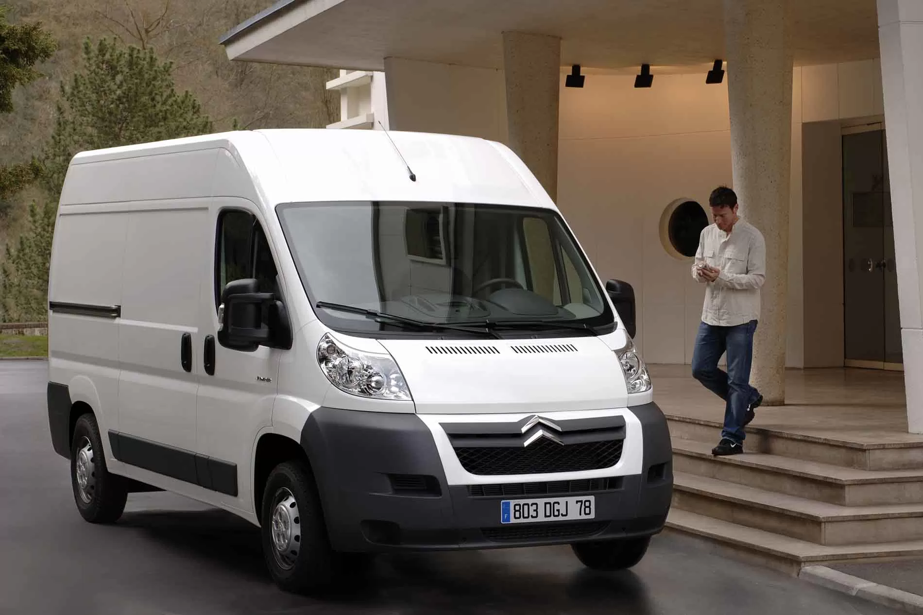 Citroën Jumper aniversează 30 de ani de prezență pe piață 5 citroen jumper 4