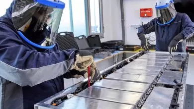 MAN a deschis primele două centre de reparare a bateriilor