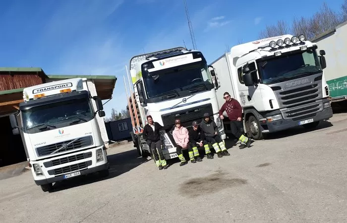 Suedia: Tot mai multe fete vor să devină șofer de camion