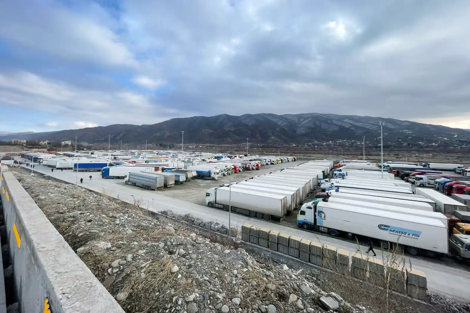 Drumul Mătăsii, alternativă la o piață europeană de transport tot mai complicată