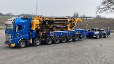 Automacara Volvo FH16 14x4 cu balast pe remorcă cu 3 axe