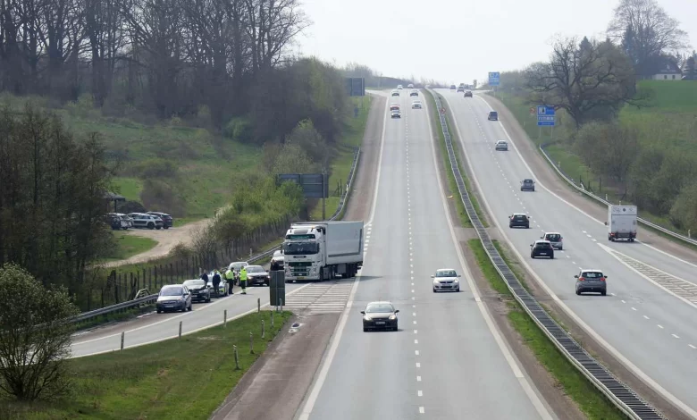 Danemarca: Un șofer de camion a asigurat locul unui accident rutier