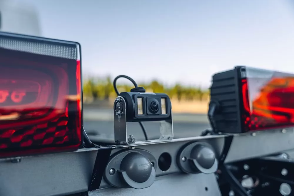 FUSO Canter primește un nou interior și noi sisteme de siguranță