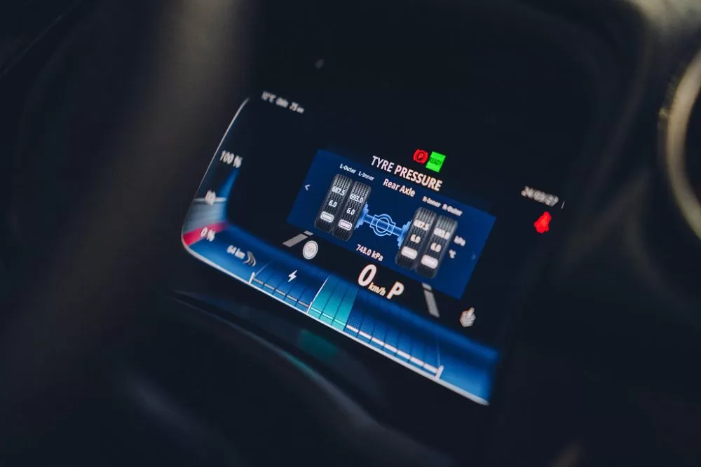 FUSO Canter 2024 24DT108 011 e1715678156258