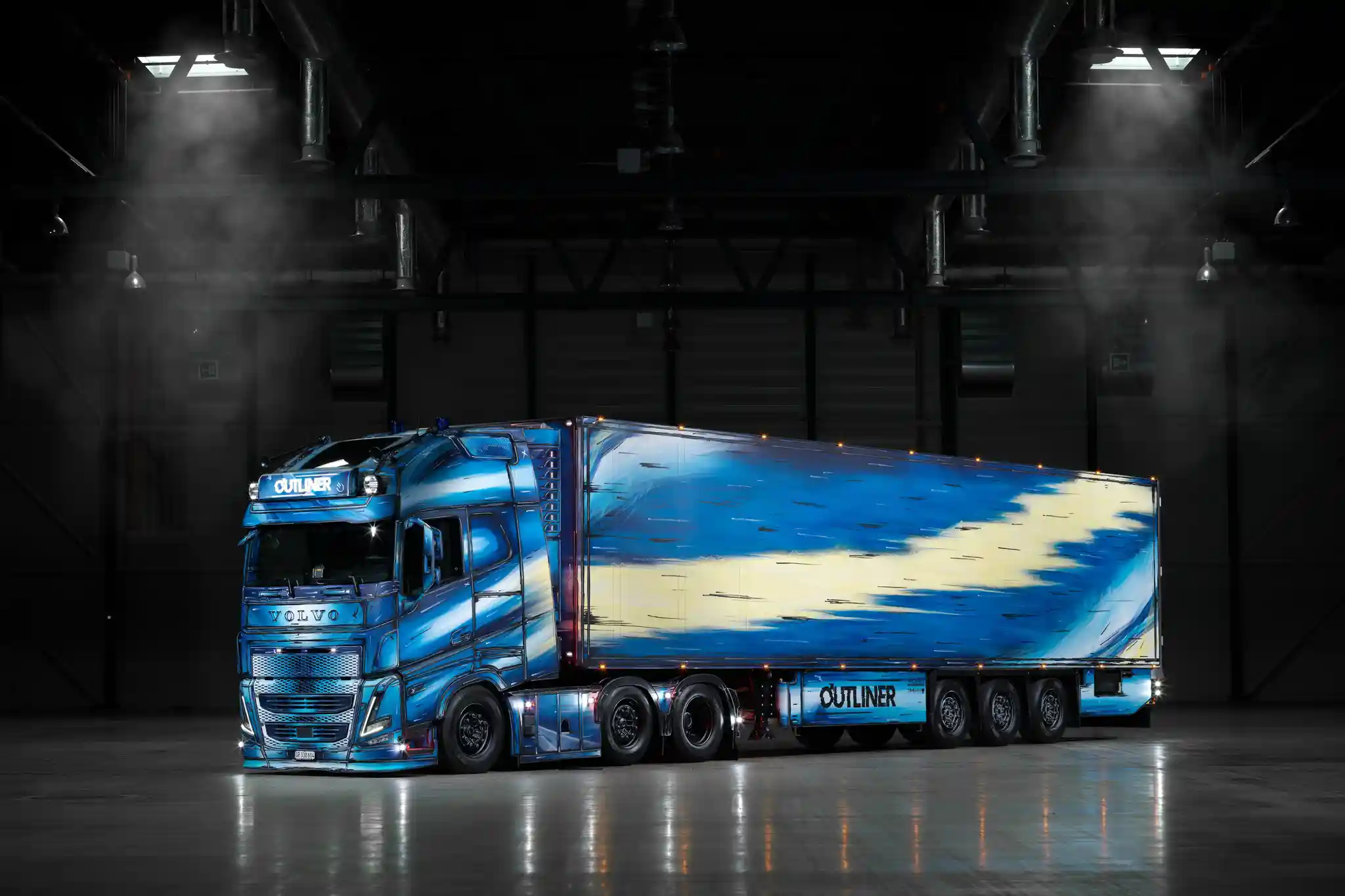 Volvo FH 500 "Outliner", noul camion de show realizat de Thomann 5 camion de show Thormann Volvo 1