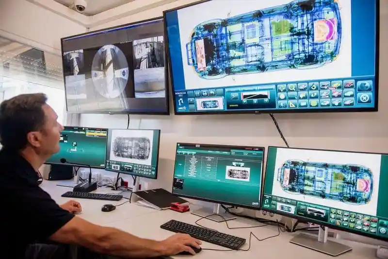 Scaner cu raze X montat la vama Galați-Giurgiulești