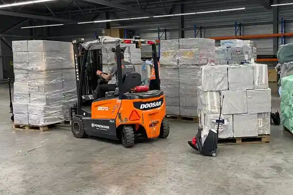 Captură masivă de țigări de contrabandă în Portul Rotterdam 1 Captură importantă de țigări de contrabandă în Portul Rotterdam