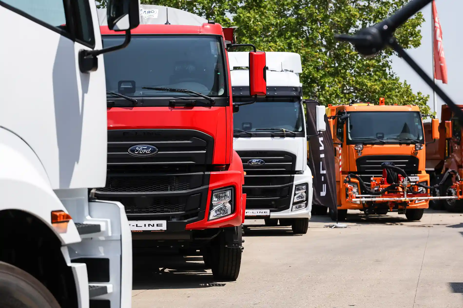 Noua gamă de camioane Ford F-Line a fost lansată în România 3 Noua gamă de camioane Ford F-Line a fost lansată în România