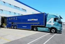 Cap tractor electric în combinație cu o semiremorcă double-decker 11 Cap tractor electric în combinație cu o semiremorcă double-decker