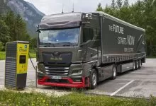 TRATON vrea să construiască o nouă fabrică de baterii