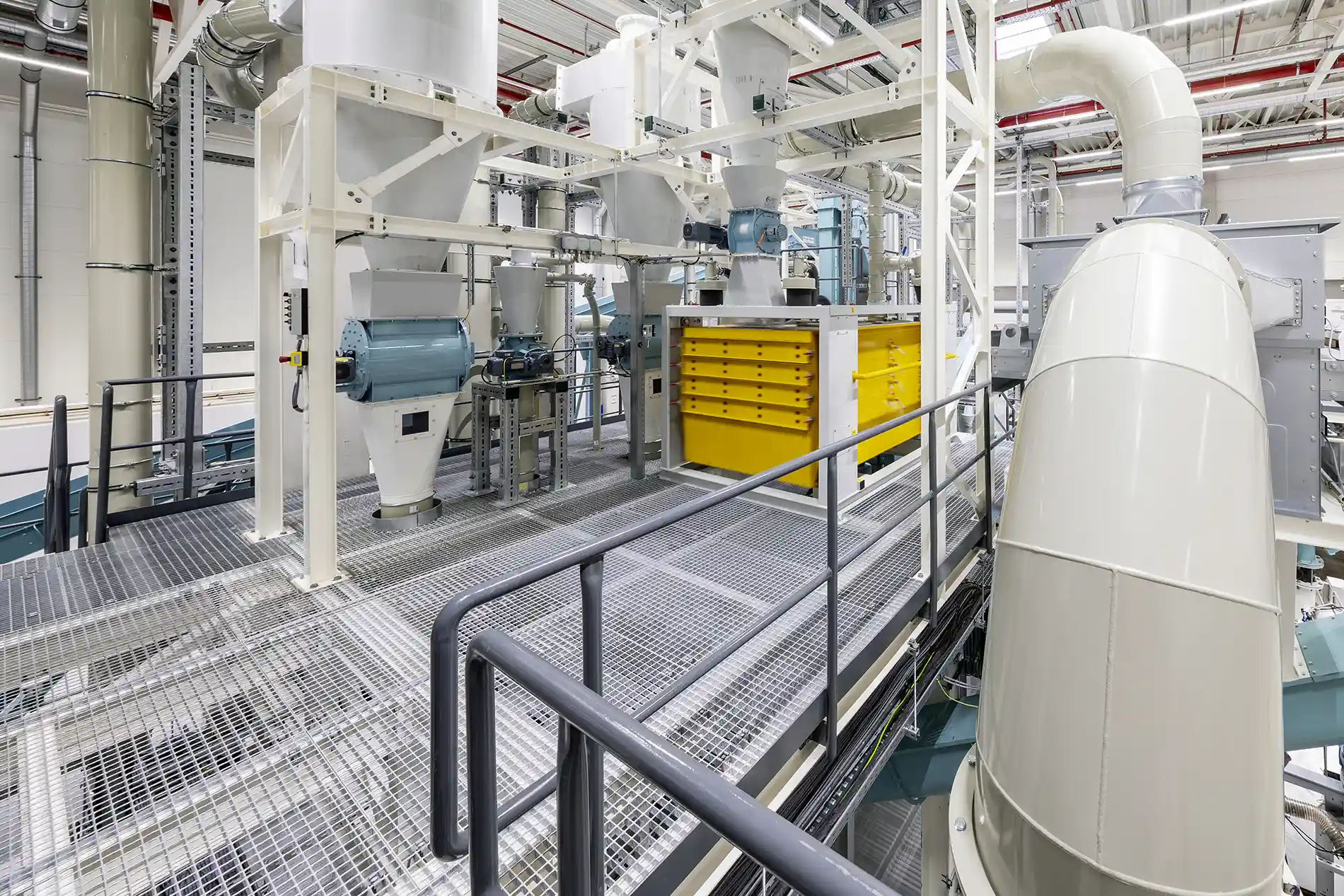 Mercedes-Benz a deschis propria fabrică de reciclare a bateriilor