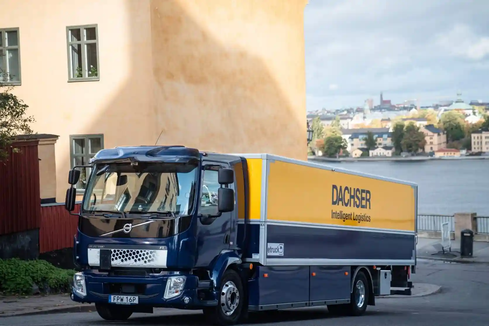 DACHSER își consolidează poziția în țările nordice