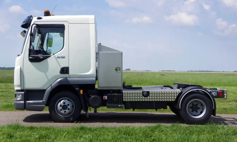Cap tractor DAF XB pentru distribuție și transport pe distanțe scurte 1 Cap tractor DAF XB pentru transportul ușor urban și regional