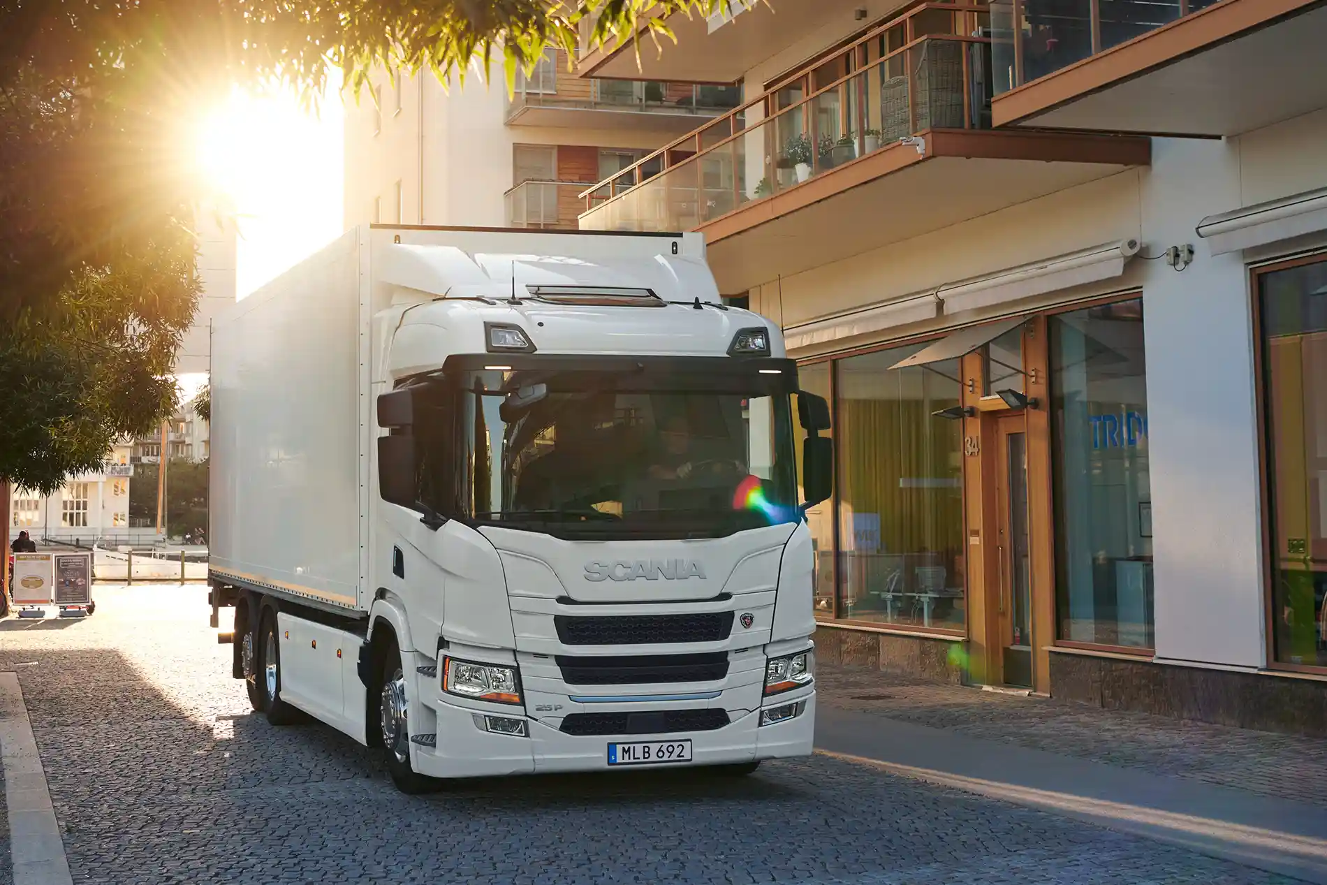 Cum pot camioanele electrice decarboniza industria alimentară?