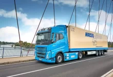Nagel Group își extinde flota cu 20 de camioane electrice Volvo și Mercedes-Benz