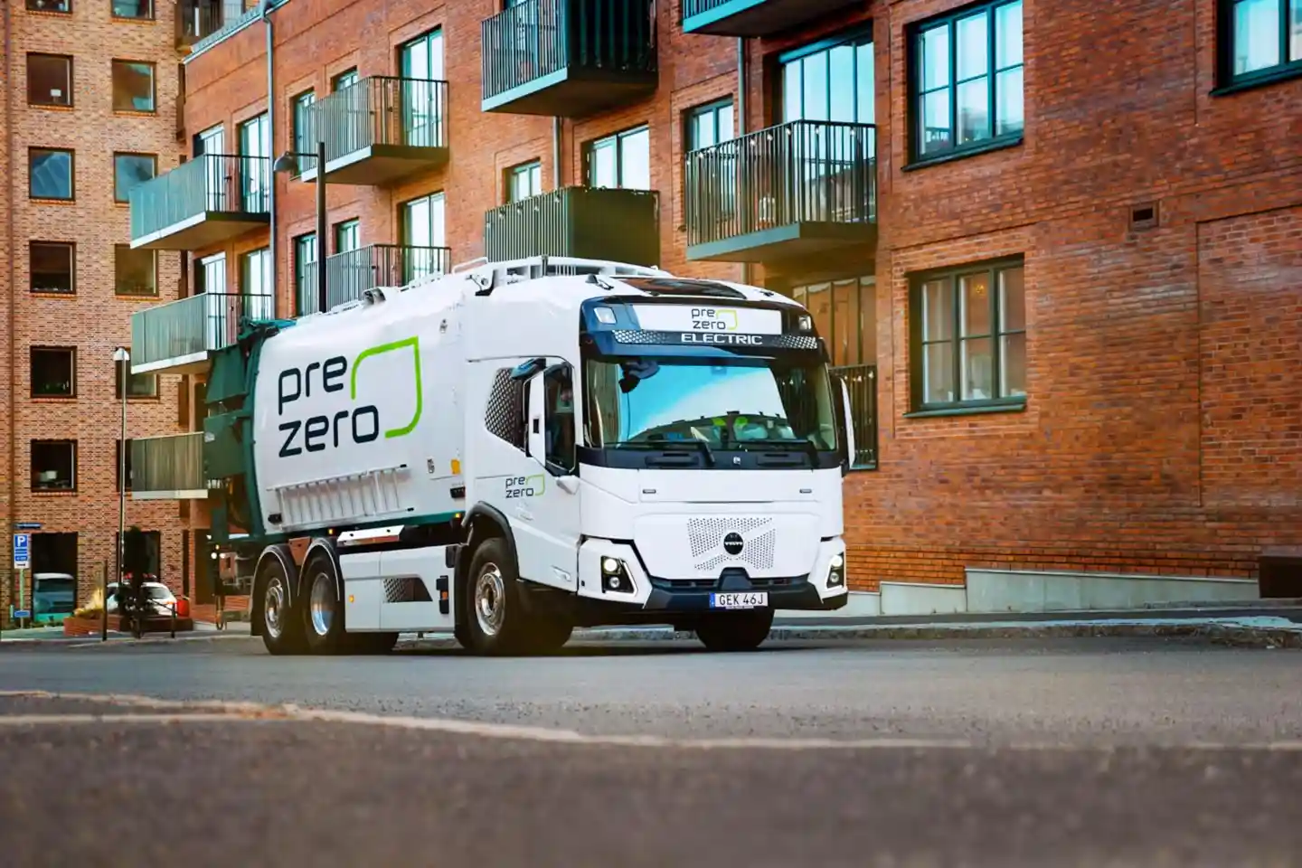 PreZero investește în camioane electrice Volvo pentru colectarea deșeurilor 3 PreZero investește în camioane electrice Volvo pentru colectarea deșeurilor