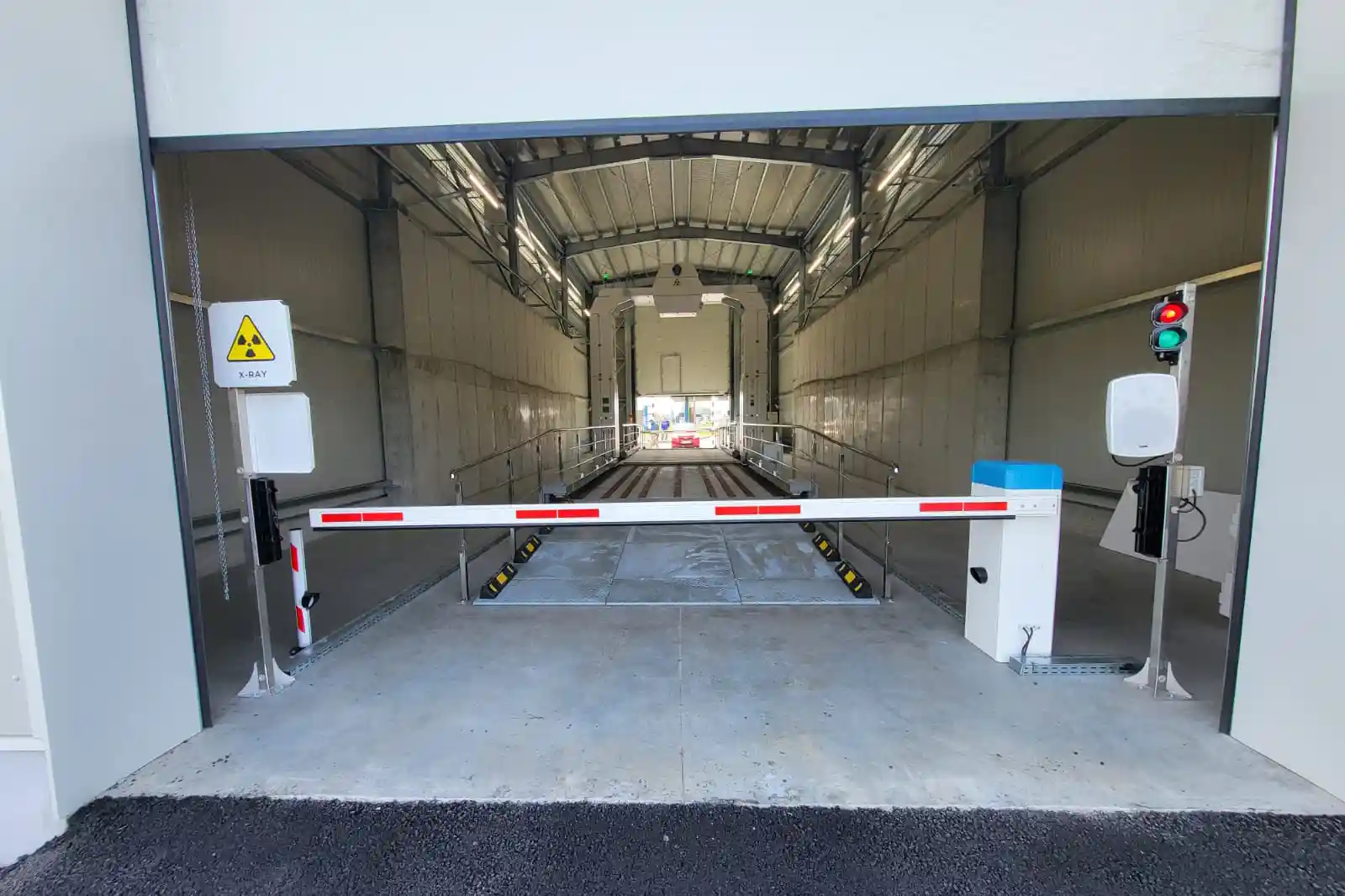 Noi sisteme de scanare cu raze X la frontierele cu Ucraina și Serbia