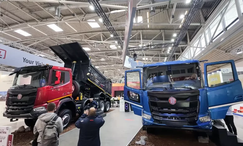 bauma 2025: Noua generație de camioane Tatra Phoenix expusă în premieră 1 bauma 2025: Noua generație de camioane Tatra Phoenix expusă în premieră