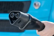 Scania lansează tehnologia de încărcare MCS: 80% baterie în mai puțin de 30 de minute