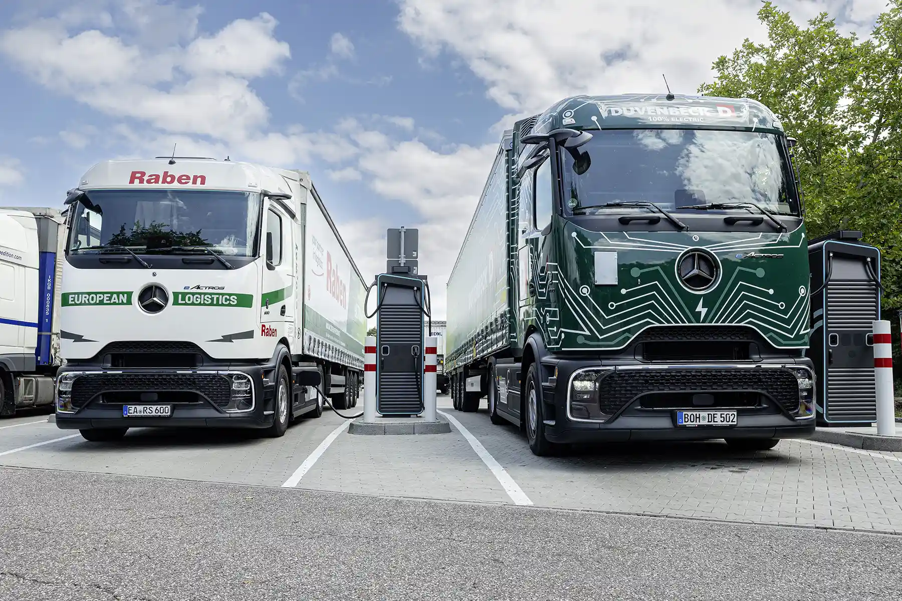 eActros 600 utilizat în logistica de aprovizionare a fabricilor Mercedes-Benz Trucks