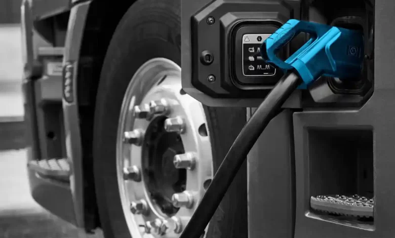 Infrastructura de încărcare la garaj, fundamentul electrificării eficiente în transportul greu 1 Infrastructura de încărcare la garaj, fundamentul electrificării eficiente în transportul greuInfrastructura de încărcare la garaj, fundamentul electrificării eficiente în transportul greu