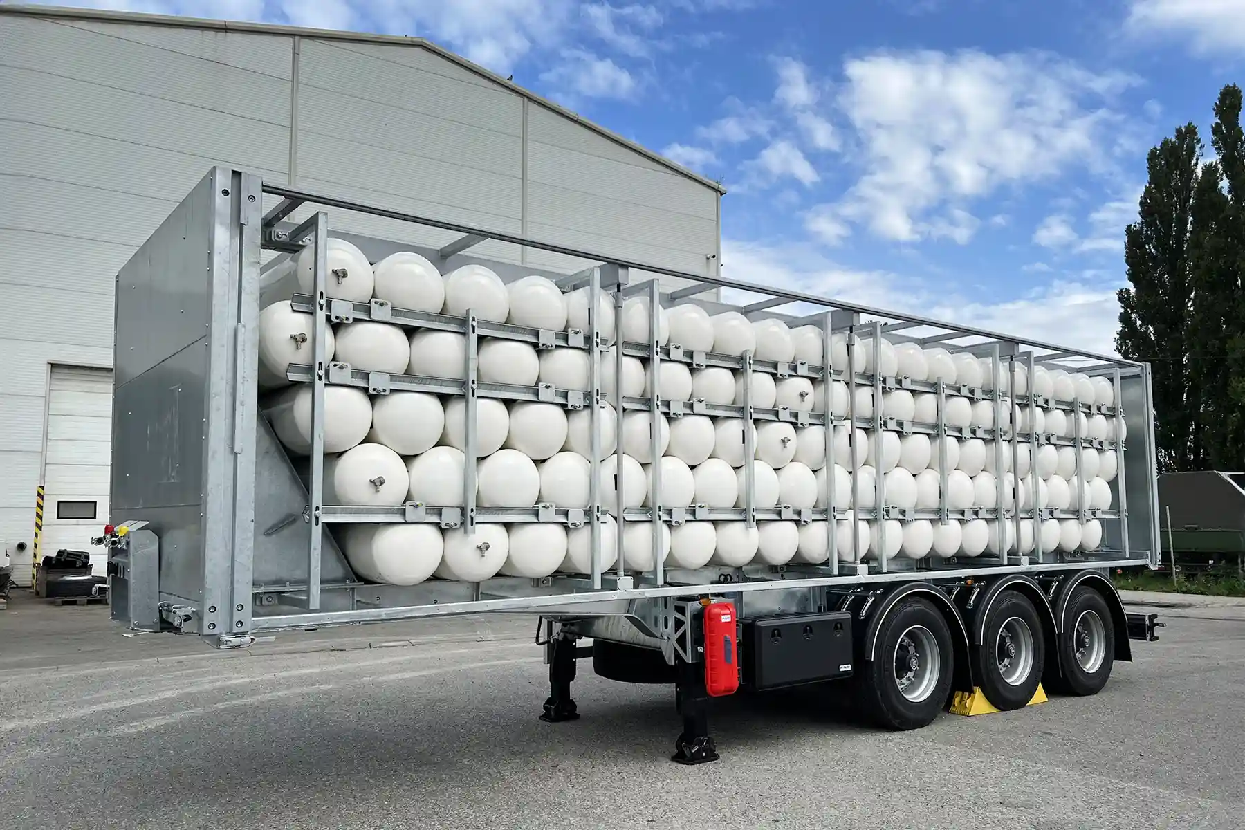 Semiremorcă specializată pentru transportul de hidrogen produsă în Cehia