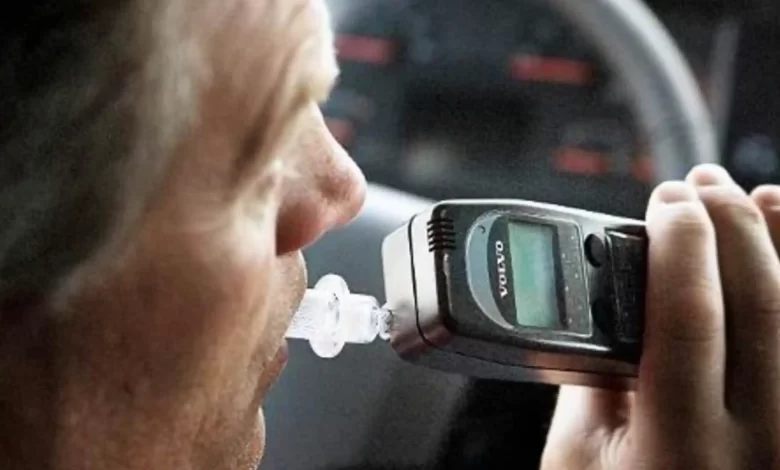 Italia: Șoferii prinși băuți la volan obligați să-și monteze dispozitiv alcolock 1 Italia: Șoferii prinși băuți la volan obligați să-și monteze dispozitiv alcolock