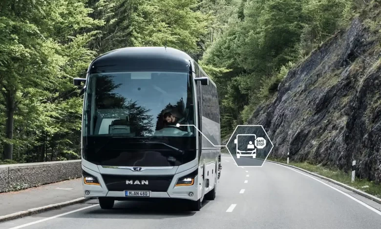 MAN SafeStop Assist, sistemul care oprește automat autocarul în caz de urgență 1 MAN SafeStop Assist, sistemul care oprește automat autocarul în caz de urgență