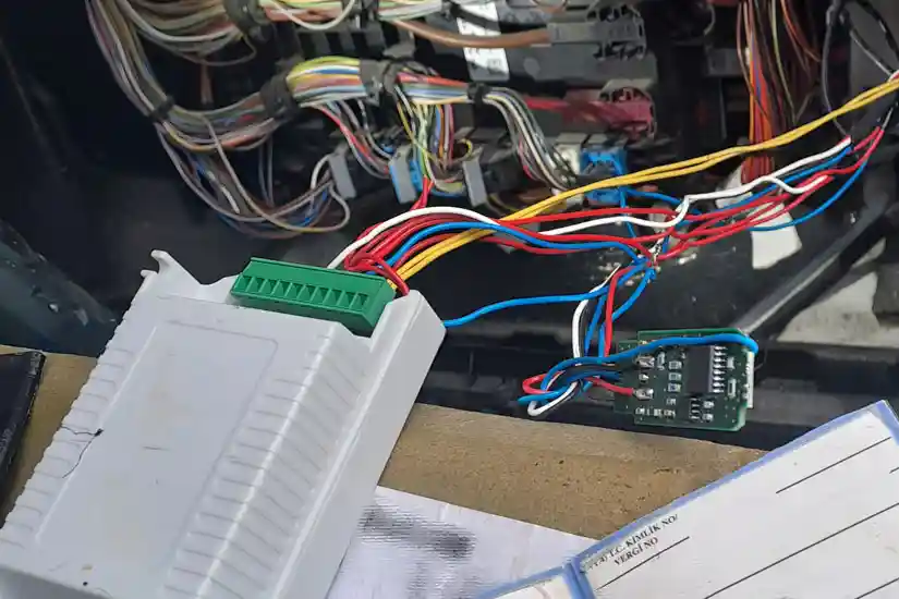 Multiple cazuri de manipulare a tahografelor depistate în Polonia