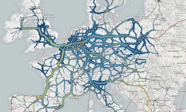 Harta traficului de camioane în Europa dezvăluie coridoarele strategice pentru infrastructura de încărcare electrică 1 Harta care arată fluxurile anuale de camioane pe principalele coridoare europene de transport