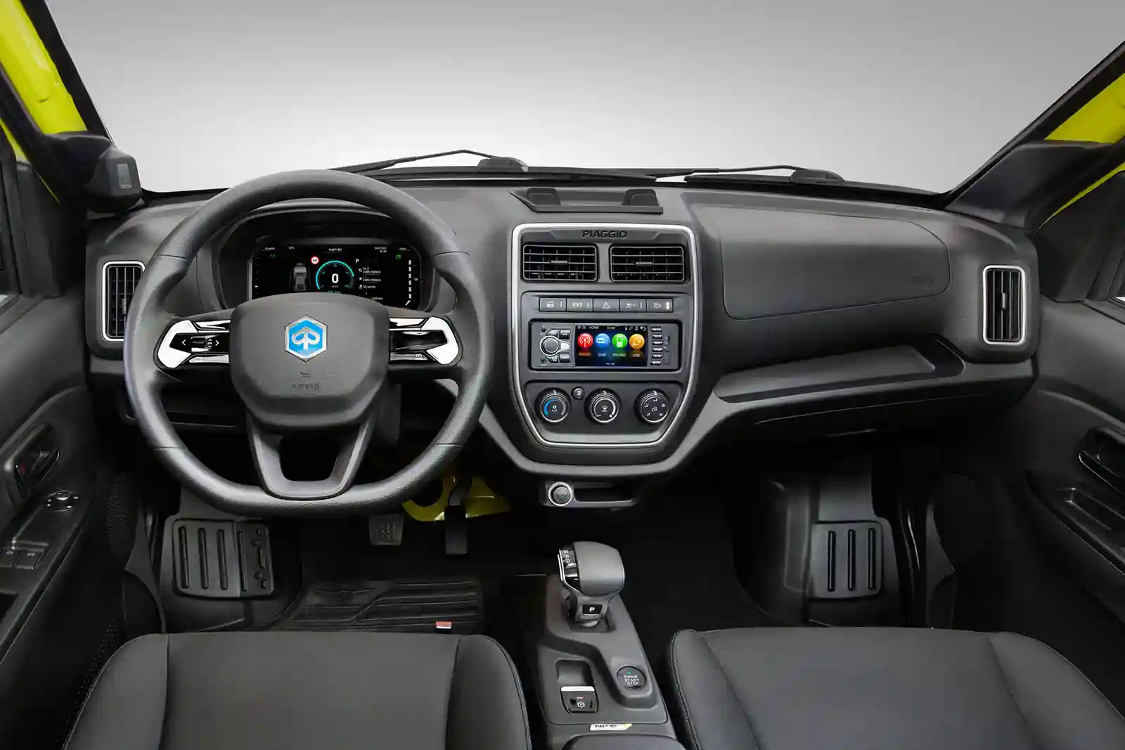 Noul Porter NPE, camion urban electric de la Piaggio