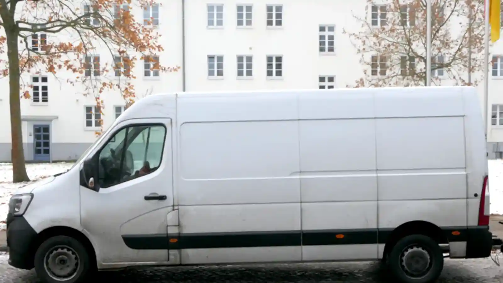 Germania: Zeci de mii de cartușe militare furate dintr-un vehicul civil neescortat