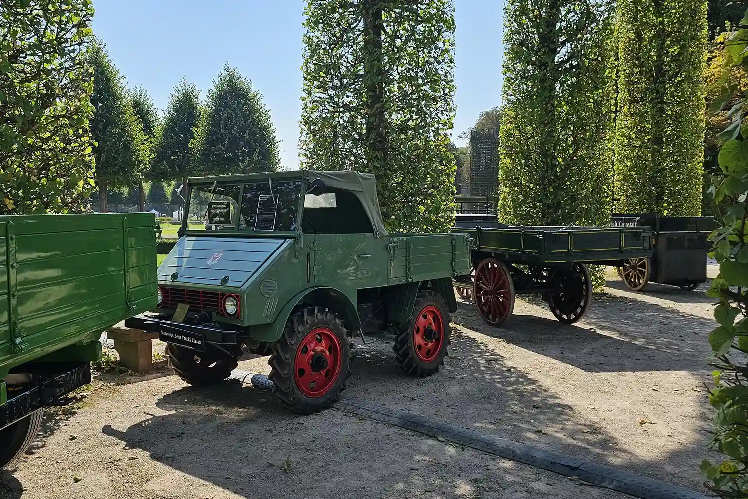 Mercedes-Benz Trucks aniversează 130 de ani la Retro Classics Stuttgart 2026