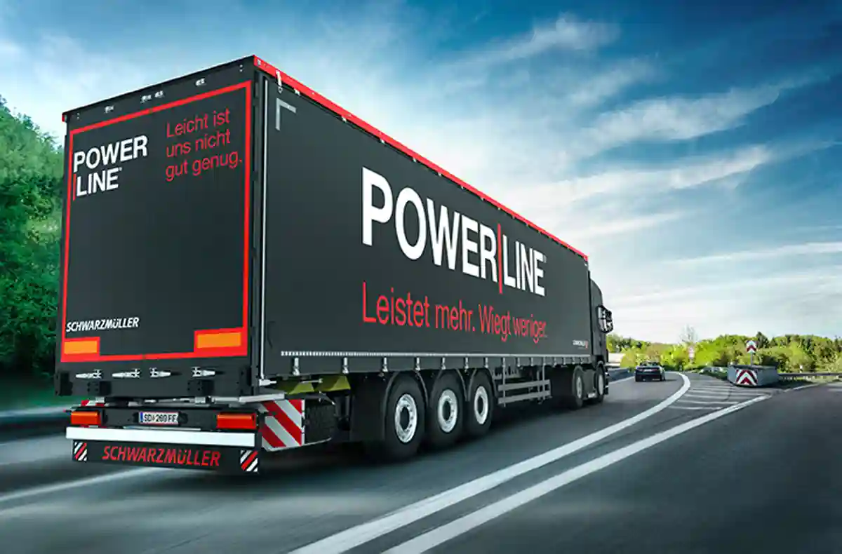 Șase semiremorci ultraușoare pe 3 axe disponibile în România