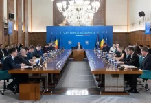 Adaosul comercial la carburanți pe întreg lanțul economic, plafonat de Guvernul României