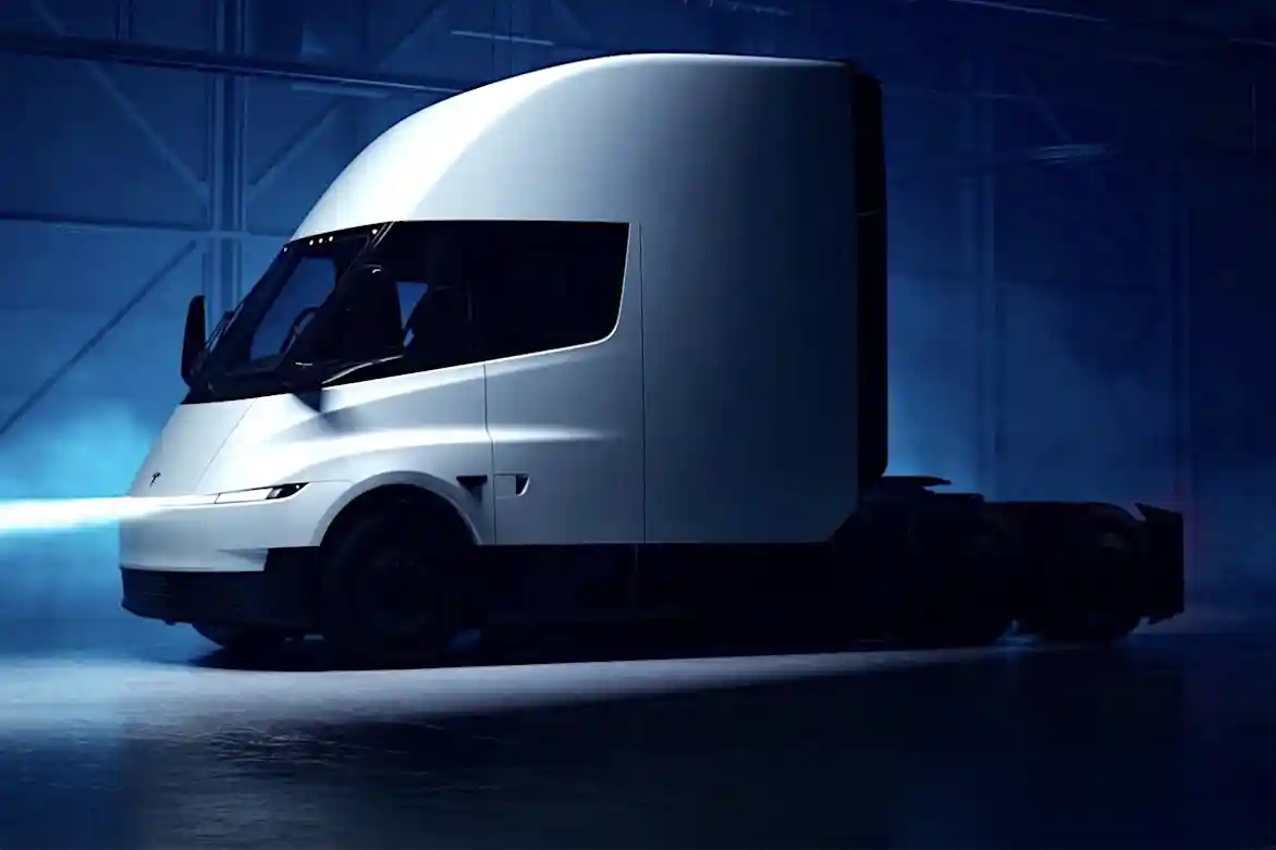 Imagini cu Tesla Semi de la testele din Alaska, plus specificații complete și preț