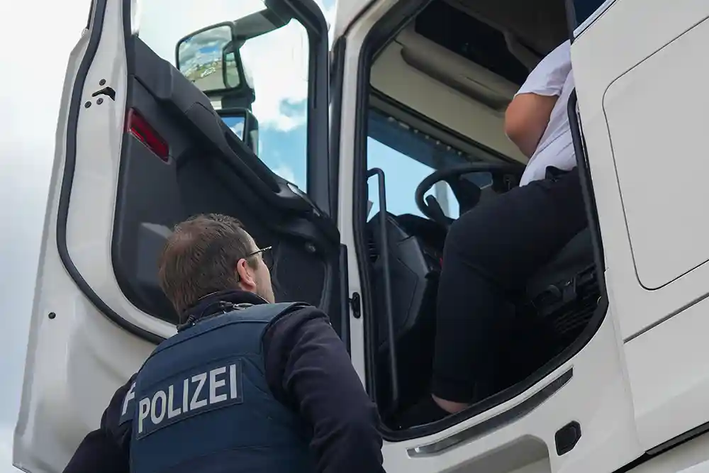 Germania: Zeci de sancțiuni pentru supratonaj, cabotaj ilegal și încălcarea timpilor de condus