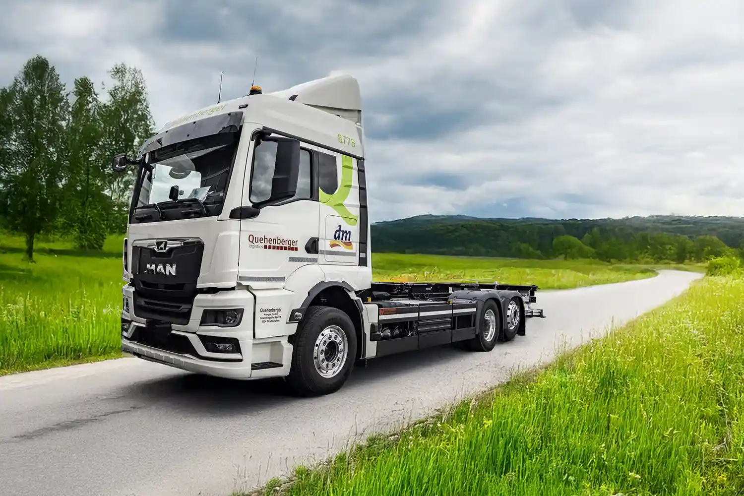 dm trece complet la livrări cu camioane electrice, în Viena