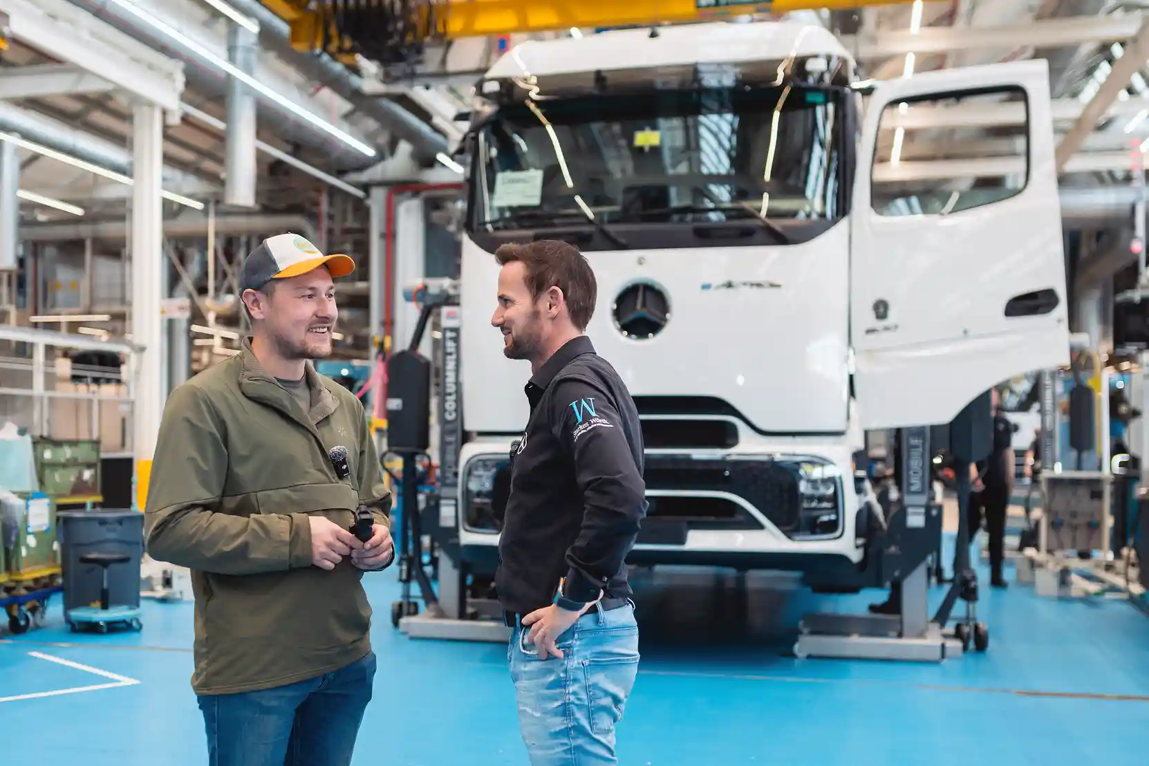 Expediție globală de 45.000 km cu un Mercedes-Benz eActros 600