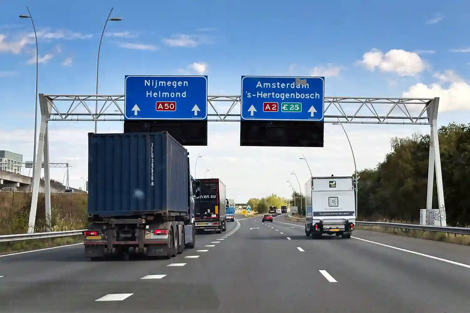 Olanda reduce temporar taxa de drum pentru camioane cu 22,3% 3 Olanda reduce temporar taxa de drum pentru camioane cu 22,3%